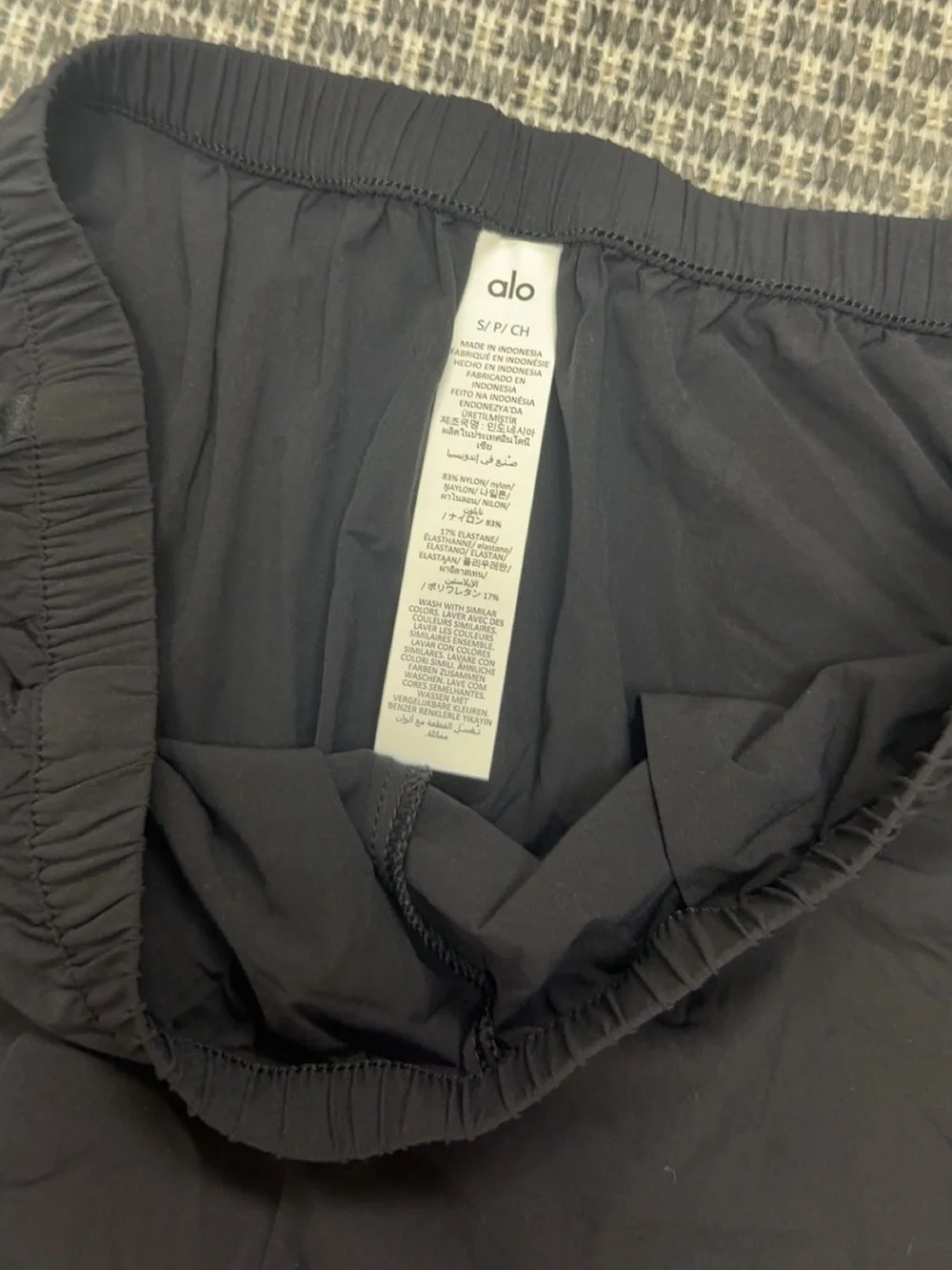 Alo Yoga Breezy Wide Leg Pant (Regular) in Black